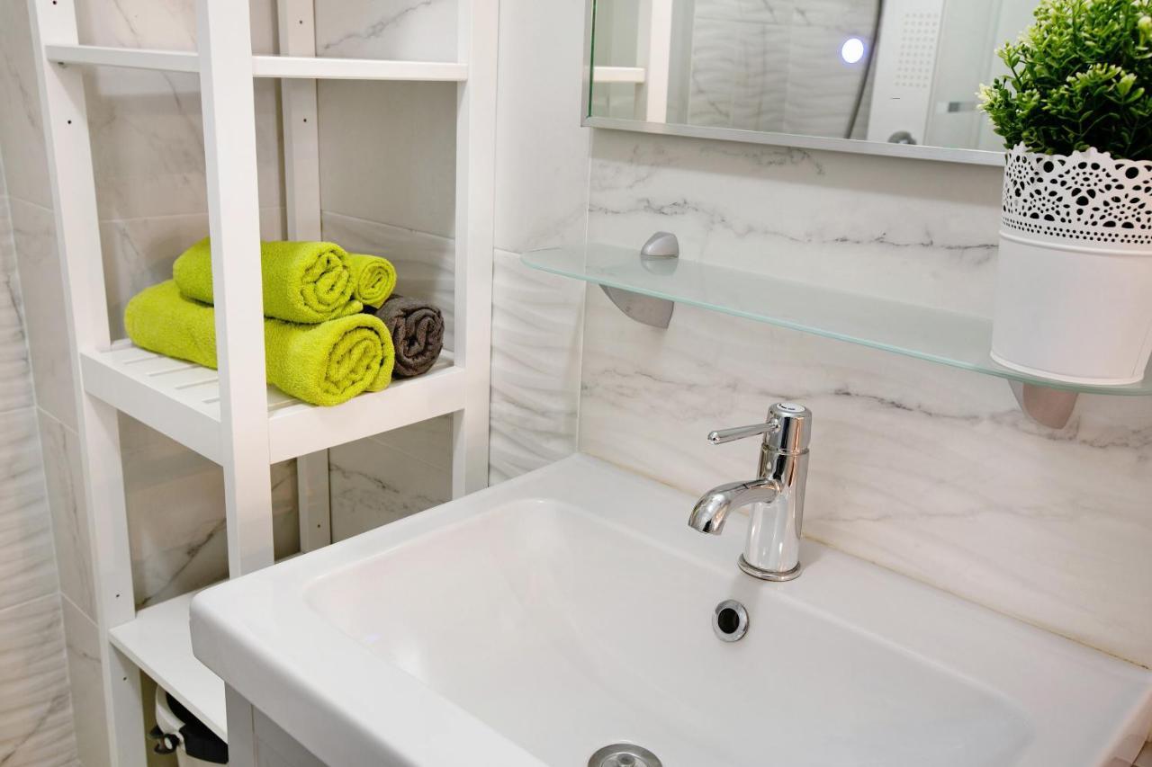 Seaview Studio Apartment Canteras Las Palmas de Gran Canaria Dış mekan fotoğraf